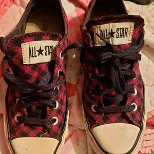 Converse shoes size 6